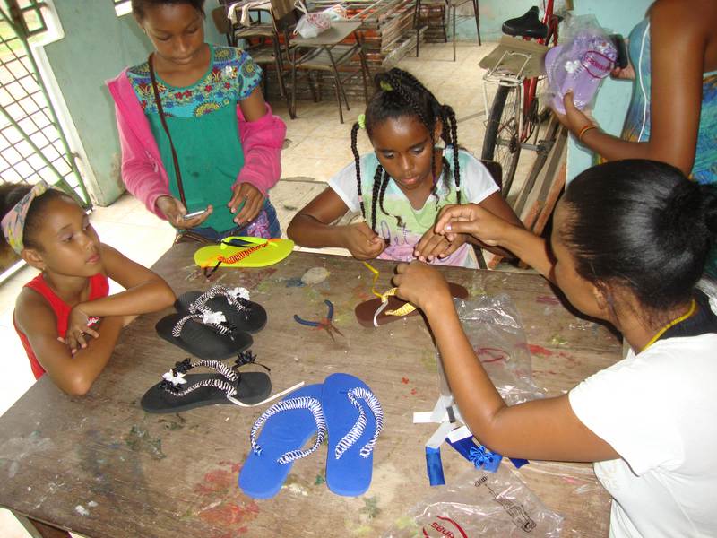 pfarreien_brasilien_Confee_chinelos_web_800